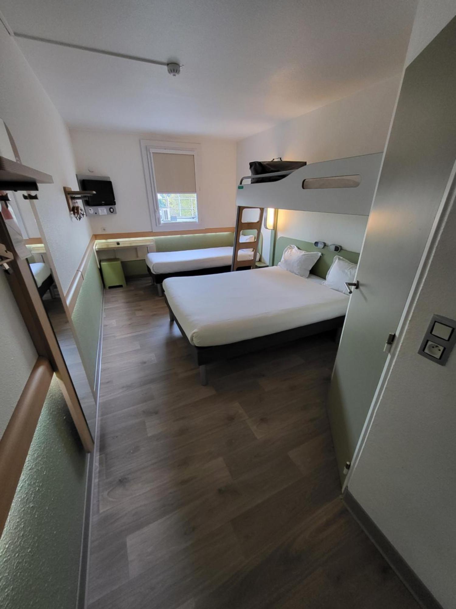 Ibis Budget Marseille Valentine Bagian luar foto