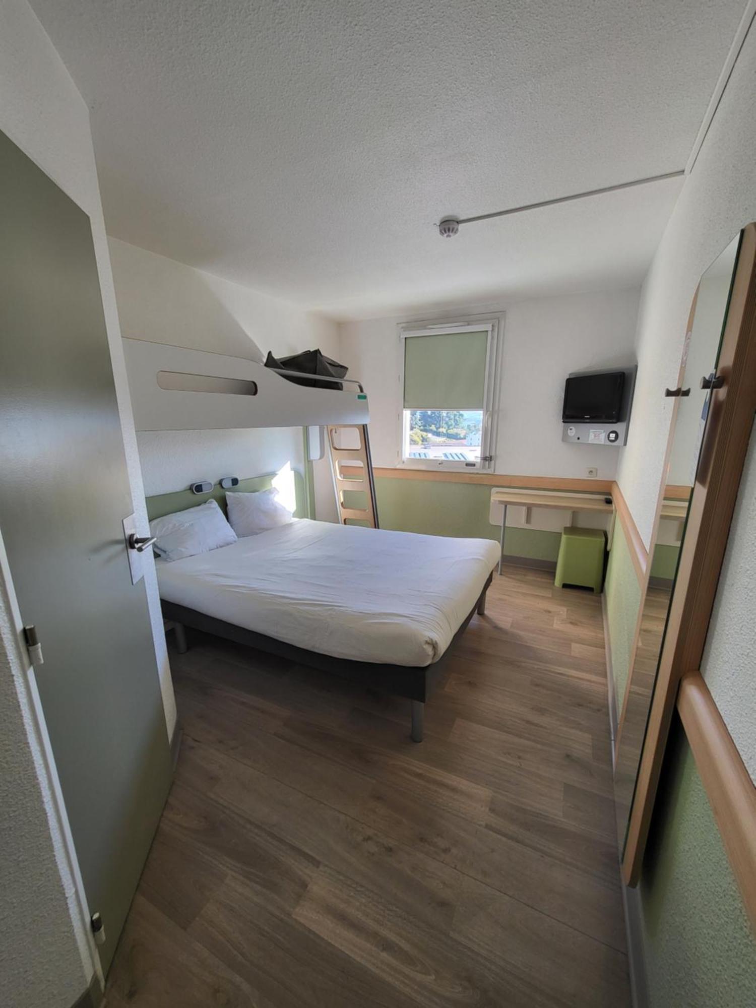 Ibis Budget Marseille Valentine Bagian luar foto