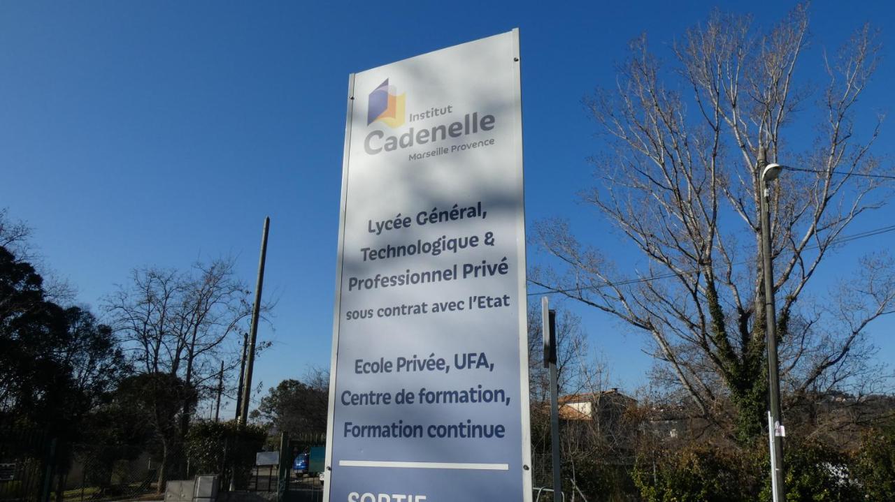 Ibis Budget Marseille Valentine Bagian luar foto