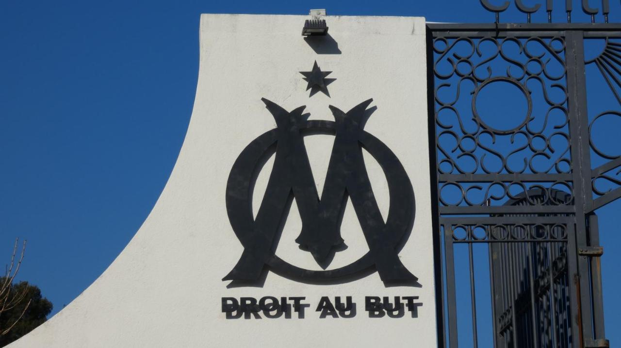 Ibis Budget Marseille Valentine Bagian luar foto