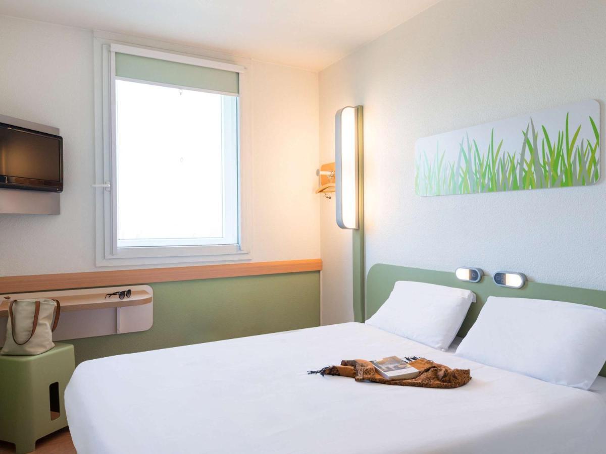 Ibis Budget Marseille Valentine Bagian luar foto